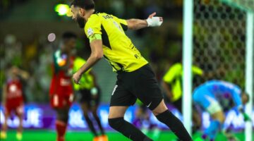 الاتحاد يهزم الاتفاق بثلاثية مثيرة ويواصل تصدر الدوري السعودي