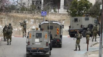 الاحتلال الإسرائيلي يفرج عن نحو 80 معتقلًا من قطاع غزة