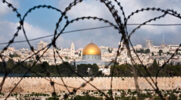 الاقتصاد الفلسطيني على شفا الانهيار.. سنوات من التعافي في انتظار غزة والضفة