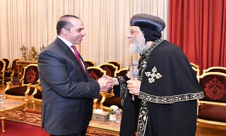 البابا تواضروس يستقبل وزير الشؤون النيابية للتهنئة بعيد القيامة المجيد