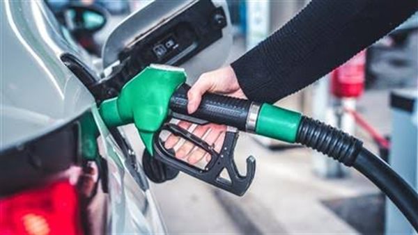 البترول: دعم المحروقات يبلغ 11 مليار جنيه شهريًا وتثبيت أسعار الوقود لمدة 6 أشهر البترول: دعم المحروقات يبلغ 11 مليار جنيه شهريًا وتثبيت أسعار الوقود لمدة 6 أشهر