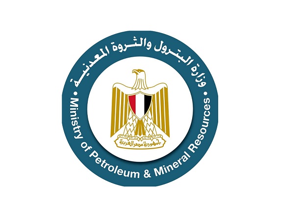 وزارة البترول: البنزين يخضع لرقابة دقيقة.. والنتائج أوضحت مطابقة جميع العينات للمواصفات وزارة البترول: البنزين يخضع لرقابة دقيقة.. والنتائج أوضحت مطابقة جميع العينات للمواصفات