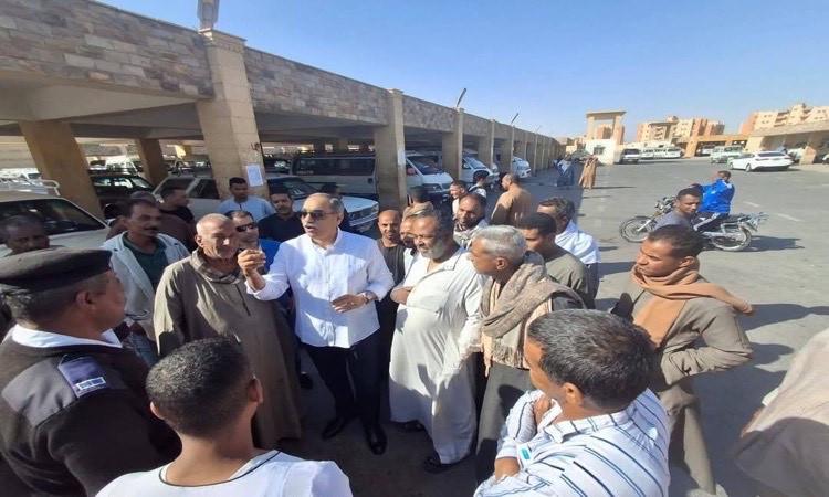 البحر الأحمر تكثف الرقابة على أسعار الوقود وتعريفة سيارات الأجرة بين المدن البحر الأحمر تكثف الرقابة على أسعار الوقود وتعريفة سيارات الأجرة بين المدن