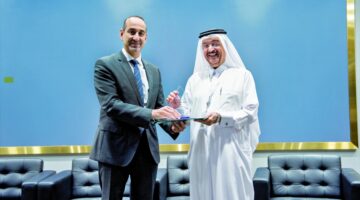 البيئة: تشجيع الممارسات البيئية المستدامة للأفراد والمؤسسات