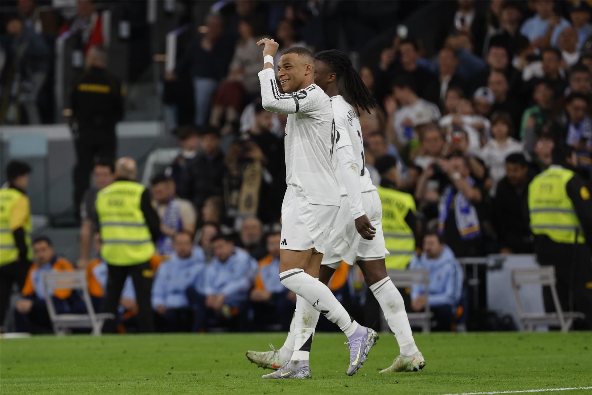 التشكيل المتوقع.. ريال مدريد بالقوة الضاربة أمام ألافيس