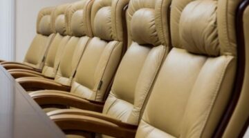 التطورات العالمية تؤجل برنامج الحكومة