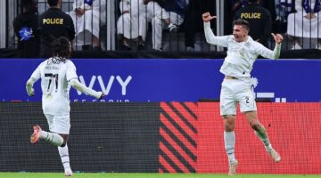 الثنائية العاشرة.. شباك الهلال “ممزقة بالثلث” في دوري روشن