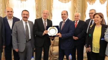 الجامعة البريطانية تستضيف الاجتماع الدوري للجنة قطاع طب الأسنان