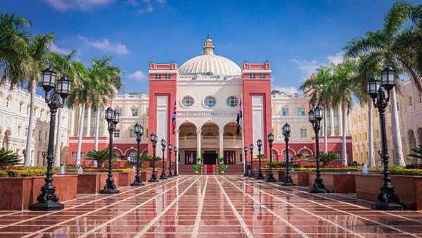 الجامعة البريطانية في مصر تنظم أكبر ماراثون جامعي لدعم التعليم المتميز.. الجمعة 11 إبريل الجامعة البريطانية في مصر تنظم أكبر ماراثون جامعي لدعم التعليم المتميز.. الجمعة 11 إبريل