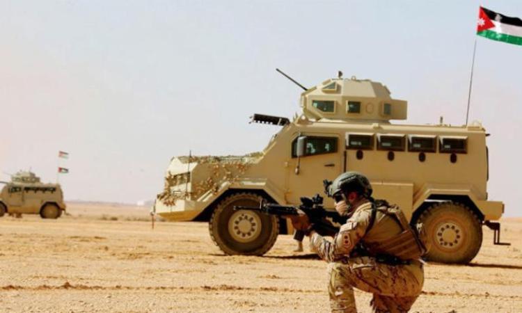 الجيش الأردني يحبط محاولة تسلل لشخص قادم من الأراضي السورية الجيش الأردني يحبط محاولة تسلل لشخص قادم من الأراضي السورية