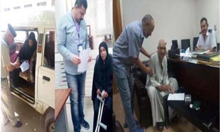 الداخلية تيسر إجراءاتها للراغبين في الحصول على الخدمات الشرطية الداخلية تيسر إجراءاتها للراغبين في الحصول على الخدمات الشرطية