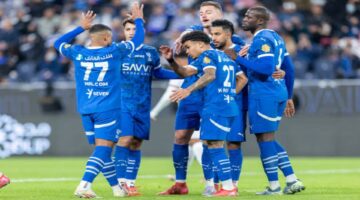 الدوسري وميتروفيتش يقودان الهلال أمام الخليج.. وكانسيلو على دكة البدلاء
