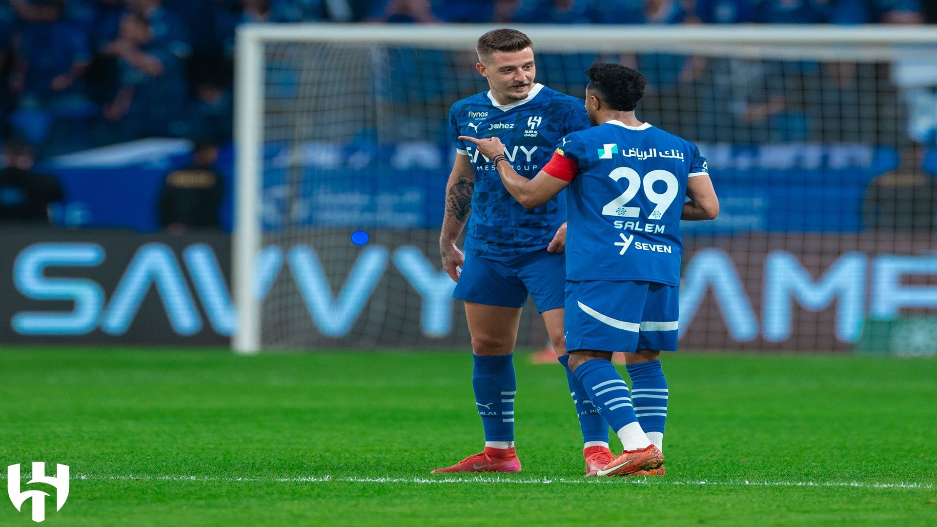 الدوسري يحطم عرش أسطورة النصر الدوسري يحطم عرش أسطورة النصر