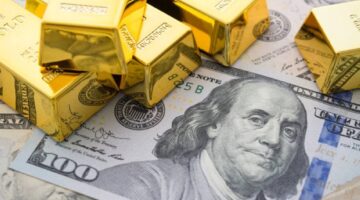 الذهب يتصدر العناوين بعد قمم تاريخية متعاقبة