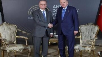الرئيس التركي يستقبل رئيس الوزراء الفلسطيني على هامش مشاركته في منتدى أنطاليا