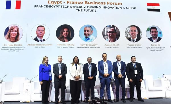 الرئيس التنفيذي لاورنچ مصر يستعرض استراتيجية الشركة لتعزيز الذكاء الاصطناعي الرئيس التنفيذي لاورنچ مصر يستعرض استراتيجية الشركة لتعزيز الذكاء الاصطناعي