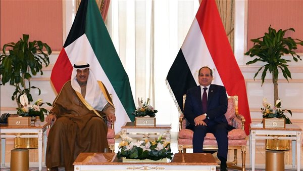 الرئيس السيسى يلتقى أمير دولة الكويت لبحث سبل تعزيز التعاون المشترك الرئيس السيسى يلتقى أمير دولة الكويت لبحث سبل تعزيز التعاون المشترك
