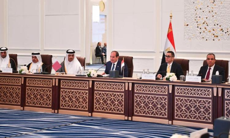 الرئيس السيسي يلتقي ممثلي مجتمع الأعمال القطري في الدوحة الرئيس السيسي يلتقي ممثلي مجتمع الأعمال القطري في الدوحة