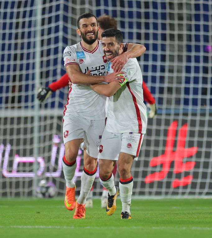 الرائد يكتسح العروبة في دوري روشن الرائد يكتسح العروبة في دوري روشن