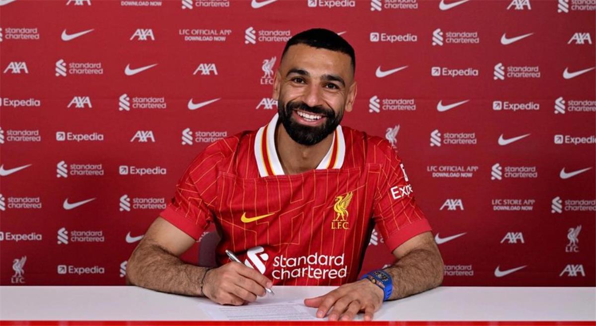 الرحلة مستمرة.. ليفربول يعلن تجديد عقد محمد صلاح الرحلة مستمرة.. ليفربول يعلن تجديد عقد محمد صلاح
