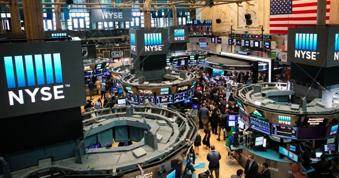 ارتفاع أسهم السيارات بعد تراجع ترامب عن فرض الرسوم الجمركية المتبادلة ارتفاع أسهم السيارات بعد تراجع ترامب عن فرض الرسوم الجمركية المتبادلة