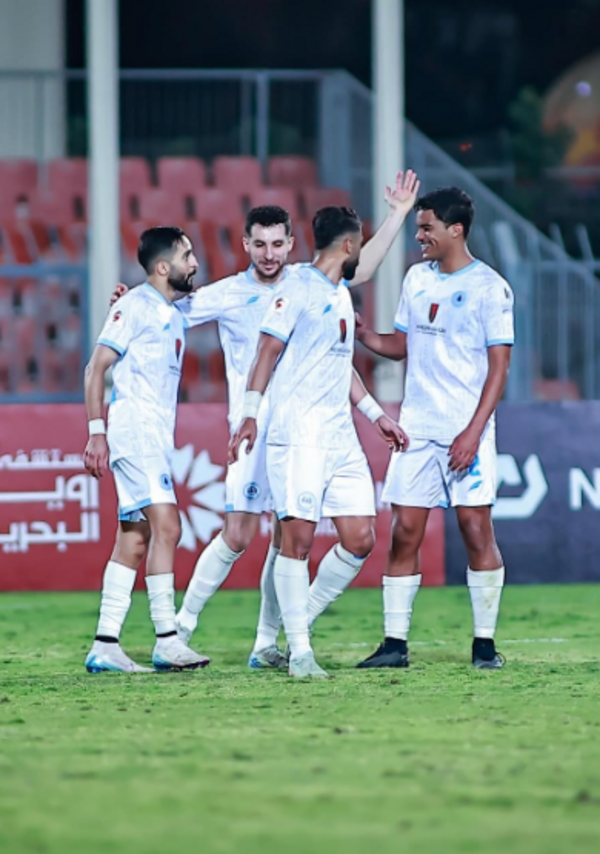 الرفاع يسحق المنامة بخماسية.. وفوز قاتل لسترة على الأهلي الرفاع يسحق المنامة بخماسية.. وفوز قاتل لسترة على الأهلي