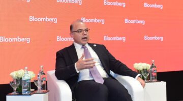 الرقابة المالية: نستهدف تطويرًا مستمرًا لقواعد القيد بالبورصة المصرية