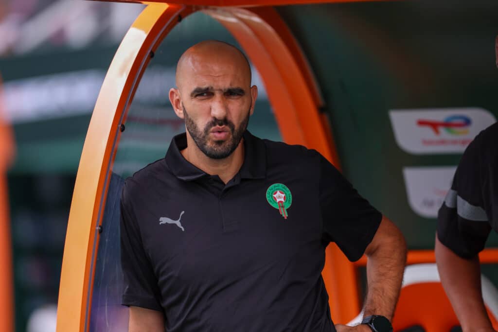 الركراكي يُسافر إلى مصر لتعزيز دفاع منتخب المغرب الركراكي يُسافر إلى مصر لتعزيز دفاع منتخب المغرب