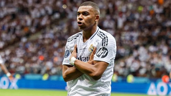 الريمونتادا ممكنة.. أول تعليق من مبابي بعد هزيمة ريال مدريد من أرسنال بثلاثية الريمونتادا ممكنة.. أول تعليق من مبابي بعد هزيمة ريال مدريد من أرسنال بثلاثية