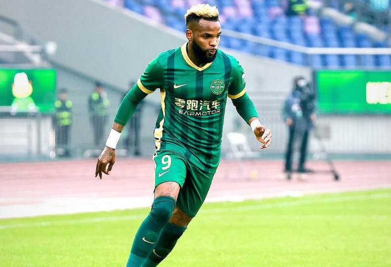 الزمالك: سنتواصل مع “فيفا” بشأن قضية بوبنيدزا.. وفكرة رحيل بيسيرو غير مطروحة الزمالك: سنتواصل مع “فيفا” بشأن قضية بوبنيدزا.. وفكرة رحيل بيسيرو غير مطروحة