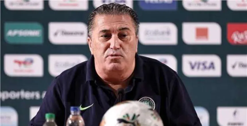 الزمالك يحسم مصير جوزيه بيسيرو بعد وداع الكونفدرالية الزمالك يحسم مصير جوزيه بيسيرو بعد وداع الكونفدرالية
