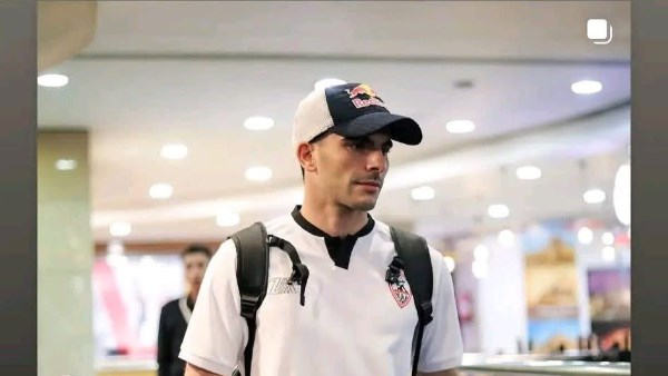 الزمالك يستبعد أحمد زيزو من قائمة الفريق أمام ستلينبوش في الكونفدرالية الزمالك يستبعد أحمد زيزو من قائمة الفريق أمام ستلينبوش في الكونفدرالية