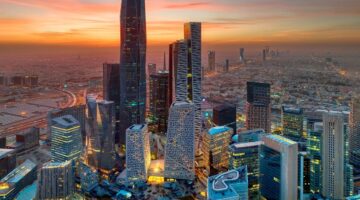 السعودية تتحول إلى قوة صناعية.. 12 ألف مصنع واستثمارات تتجاوز 26 مليار ريال