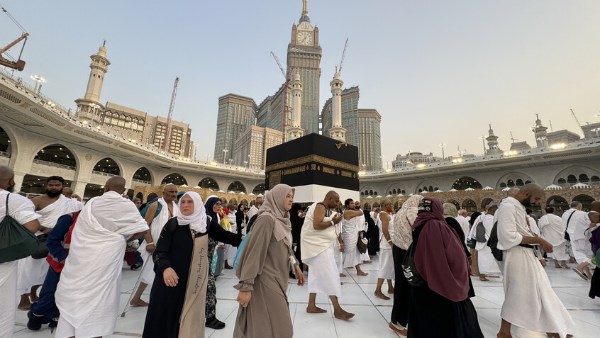السعودية تحذر: الأحد آخر موعد لدخول المعتمرين لمكة.. وغرامات تصل لـ100 ألف ريال للمخالفين السعودية تحذر: الأحد آخر موعد لدخول المعتمرين لمكة.. وغرامات تصل لـ100 ألف ريال للمخالفين