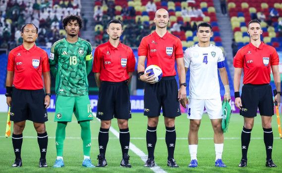السعودية تخسر لقاء الصدارة في كأس آسيا للناشئين السعودية تخسر لقاء الصدارة في كأس آسيا للناشئين