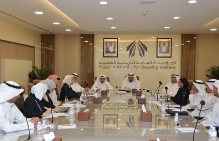 «السكنية» بحثت تذليل العقبات أمام مشروعات البنية التحتية في المدن الإسكانية الجديدة «السكنية» بحثت تذليل العقبات أمام مشروعات البنية التحتية في المدن الإسكانية الجديدة