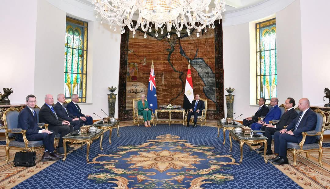 السيسي يؤكد رفضه استخدام التجويع سلاحًا أو عقابًا جماعيًا ضد الفلسطينيين السيسي يؤكد رفضه استخدام التجويع سلاحًا أو عقابًا جماعيًا ضد الفلسطينيين