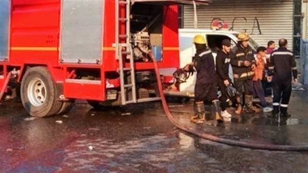 السيطرة على حريق اندلع فى مخزن مصنع كرتون بالشرقية