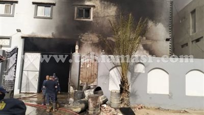 السيطرة على حريق داخل مصنع كيماويات في الشرقية وإصابة شخصين باختناق