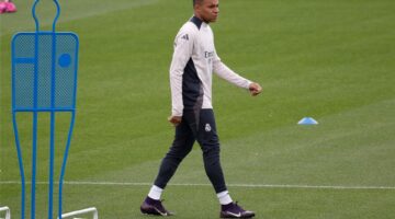 الشكوك تتزايد.. مبابي يتدرب بعيدا عن لاعبي الريال قبل الكلاسيكو