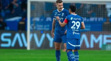 الصدارة تبتعد.. الهلال يقع في فخ التعادل (2_2) أمام الشباب بالدوري السعودي