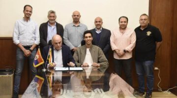 الصيد يجدد تعاقده مع البطل الأولمبي سيف عيسي