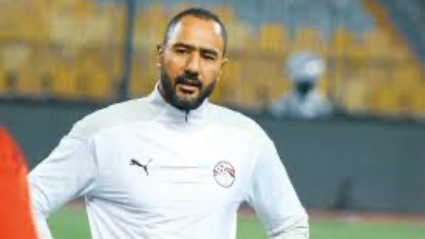 الغندور يكشف كواليس مشادة محمد شوقي مع بيراميدز في مباراة الأهلي