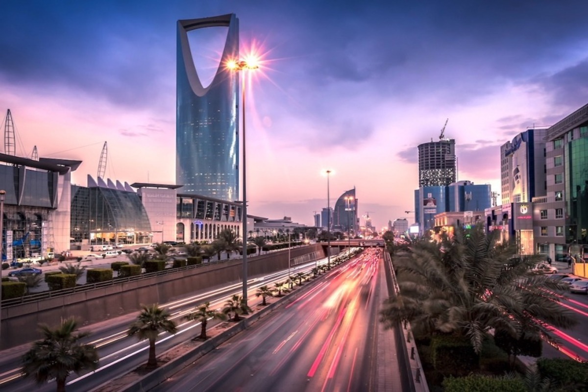 القطاع غير النفطي في السعودية يسجل ارتفاعًا ملحوظًا في مارس القطاع غير النفطي في السعودية يسجل ارتفاعًا ملحوظًا في مارس