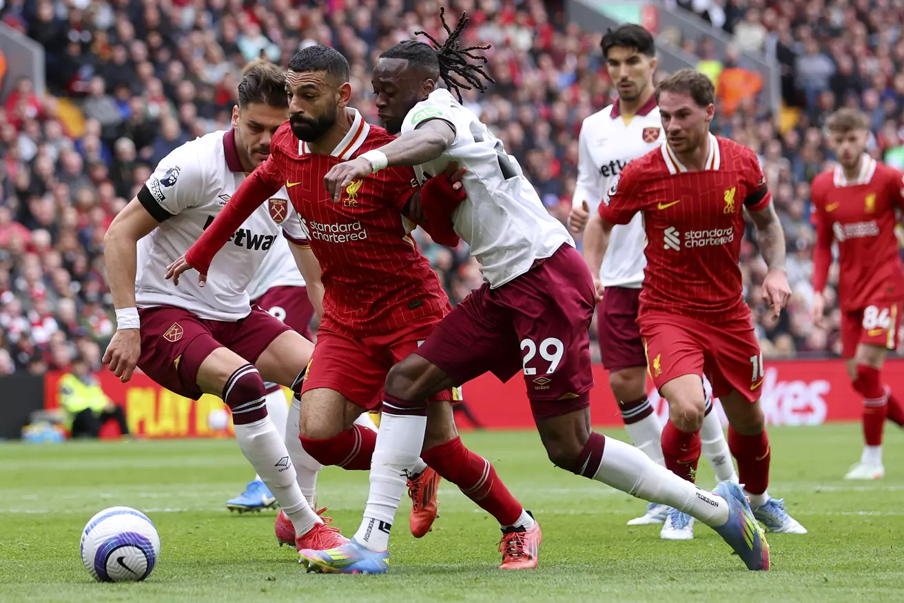 القنوات الناقلة لمباراة ليفربول ضد توتنهام بالجولة 34 في الدوري الإنجليزي القنوات الناقلة لمباراة ليفربول ضد توتنهام بالجولة 34 في الدوري الإنجليزي