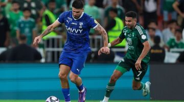 القوة الضاربة تحكم تشكيل الهلال والأهلي في كلاسيكو النخبة