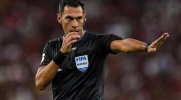 الكشف عن حكام مباراتي الهلال والاتحاد في الدوري السعودي