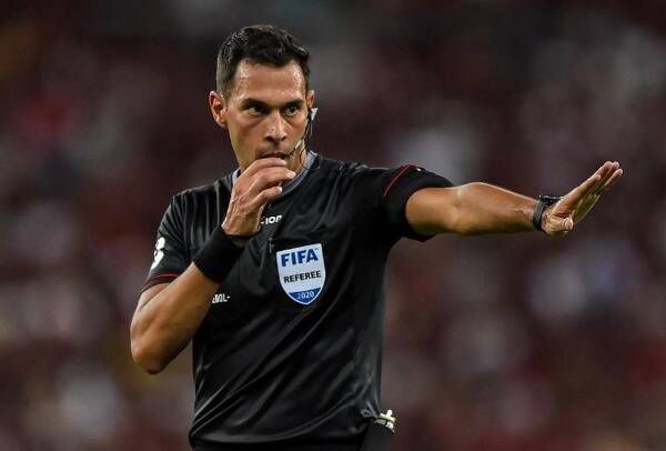 الكشف عن حكام مباراتي الهلال والاتحاد في الدوري السعودي الكشف عن حكام مباراتي الهلال والاتحاد في الدوري السعودي