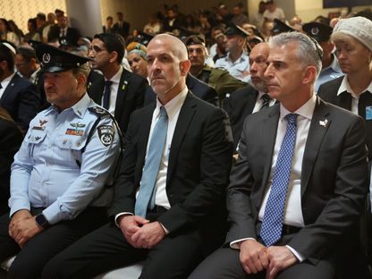 المحكمة العليا الإسرائيلية تعلق جلسة البت بالطعون ضد عزل رئيس الشاباك بسبب بلبلة في القاعة المحكمة العليا الإسرائيلية تعلق جلسة البت بالطعون ضد عزل رئيس الشاباك بسبب بلبلة في القاعة