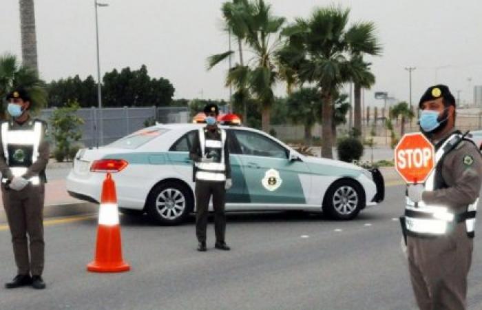 المرور السعودي: القيادة بدون رخصة جريمة تصل عقوبتها للسجن في هذه الحالات المرور السعودي: القيادة بدون رخصة جريمة تصل عقوبتها للسجن في هذه الحالات
